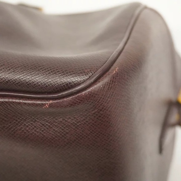 Authentic Louis Vuitton Taiga Kendall PM ACAJOU travel bag with strap - Picture 12 of 16